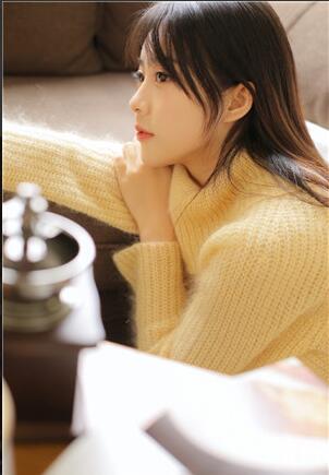 一区二三区国产好的精华液：在深夜能够完全释放自己那颗孤独的心