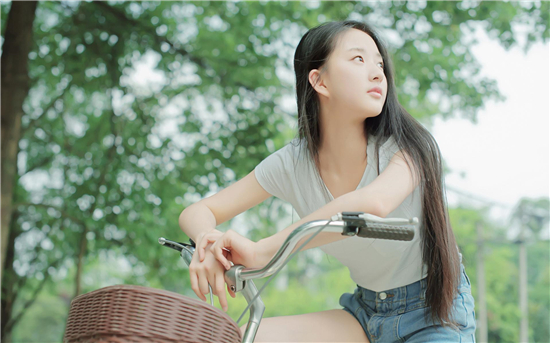 草莓视频ios下载无限看-丝瓜ios版视频丝瓜视频支持语音输入？网友：找片将更加容易！