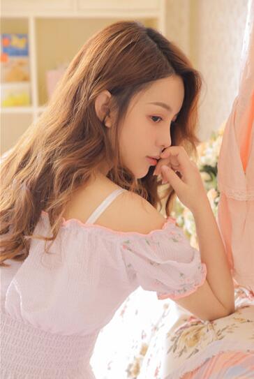 ххх中国人免费HD：专为宅男用户量身打造的万能视频播放器