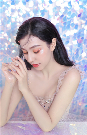 芭乐app免费无限在线下载ios解锁版：更新的影视内容将更加丰富