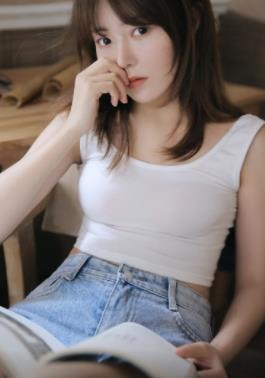 污草莓丝瓜榴莲深夜释放自己资源极其丰富，网友：你想看的这都有！